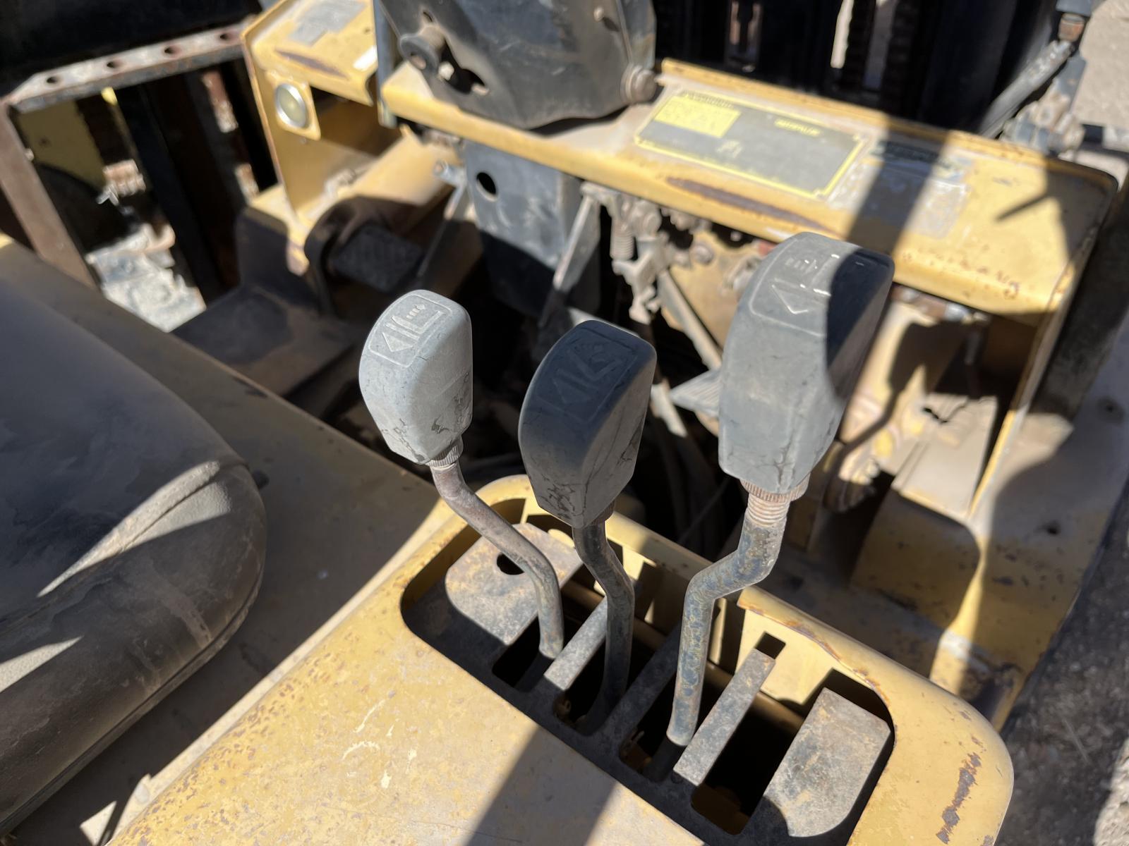 ./imagenes/INVOICE/2019/16181/CATERPILLAR VC60D (10).JPG